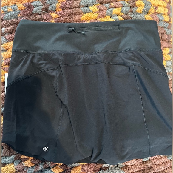*NWT* RUN WITH IT HIGH RISE 14 SKORT - Picture 4 of 4